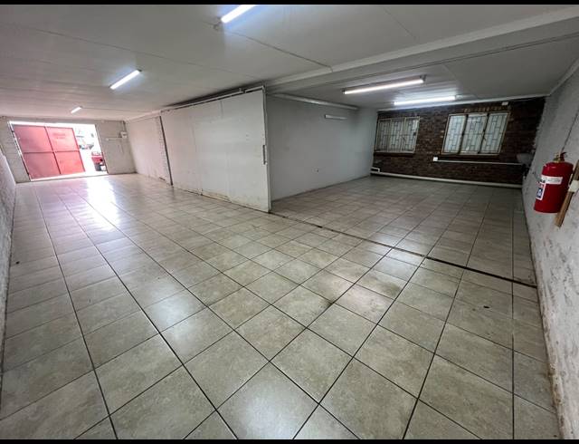 85M² WAREHOUSE TO LET IN HENNOPSPARK